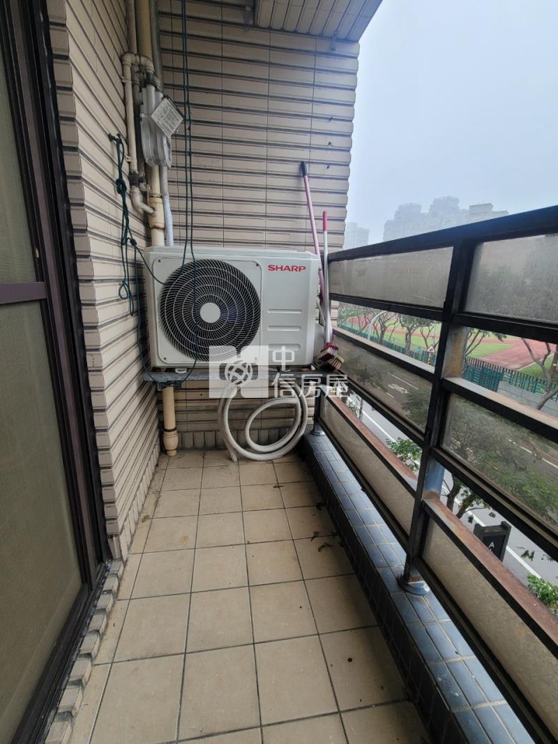 藝文上城1+1房車房屋室內格局與周邊環境