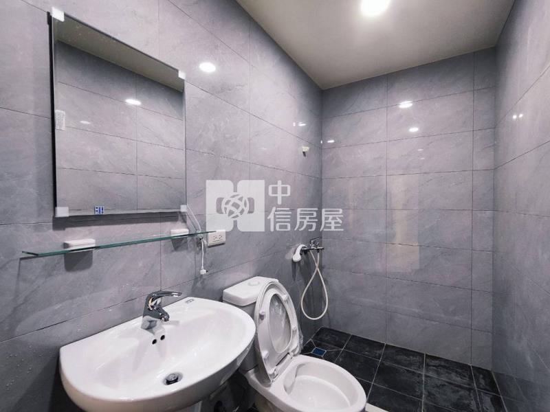 霄裡湖景翻新店住(中信卓越團隊)房屋室內格局與周邊環境