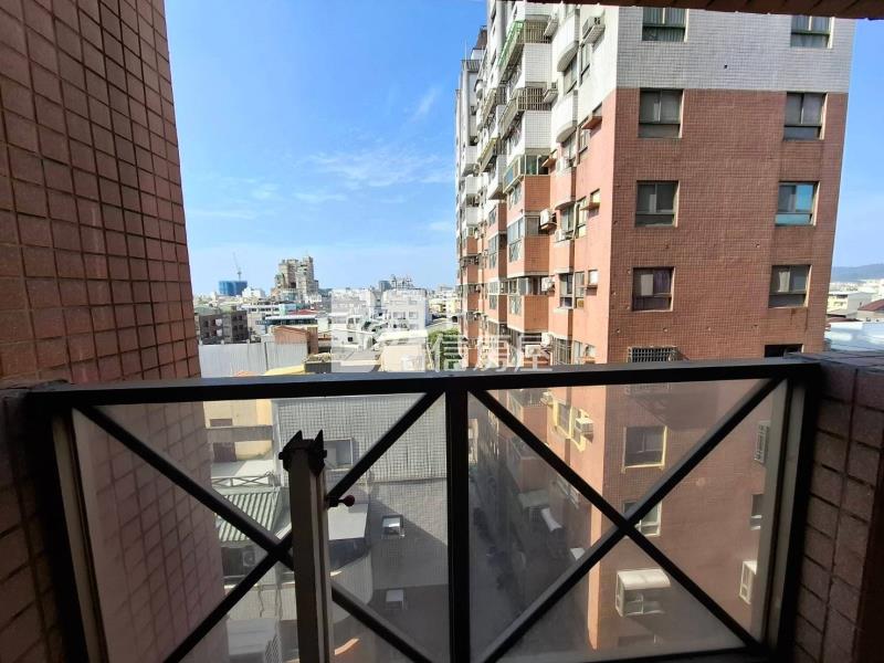 員林中正路福星美套房房屋室內格局與周邊環境