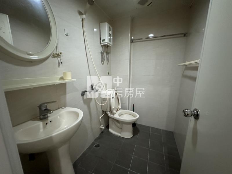 ▲仁二路收租四套房房屋室內格局與周邊環境