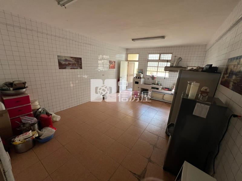 斗六學區旁孝親房車庫透天房屋室內格局與周邊環境