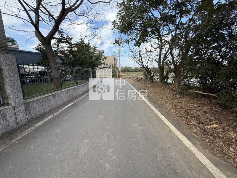 近66前後臨路方正一般農建地A房屋室內格局與周邊環境
