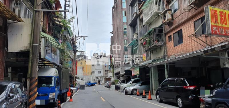 ◆正義路平地四房房屋室內格局與周邊環境