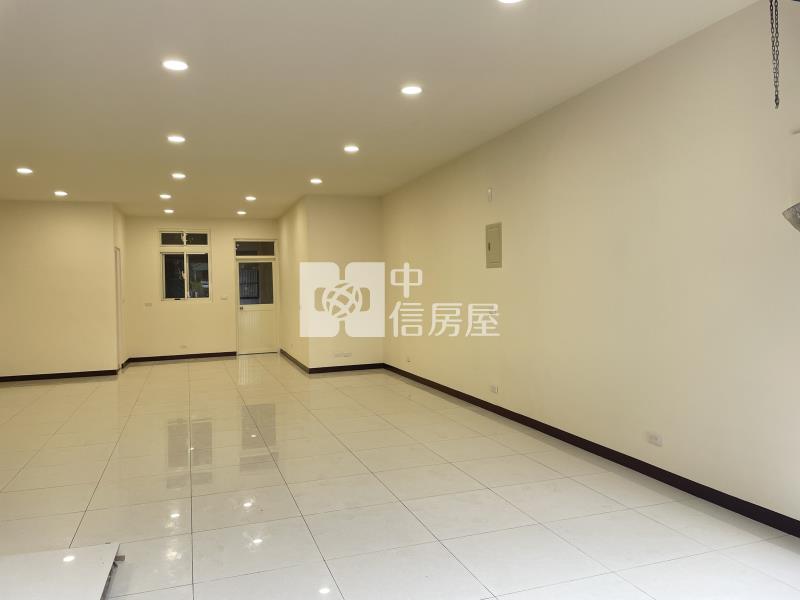 《晶顥團隊》近市府大面寬超值店住房屋室內格局與周邊環境
