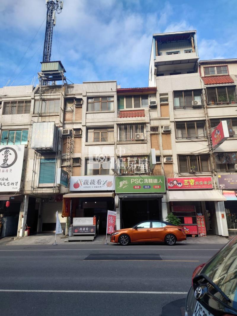 鳳山青年路精華店面房屋室內格局與周邊環境