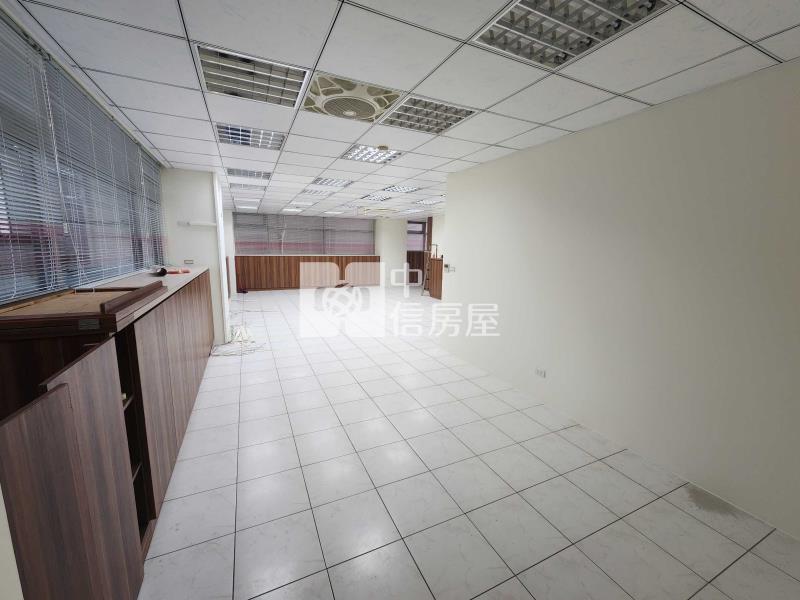 桃園武陵高中商圈/百坪黃金商辦房屋室內格局與周邊環境