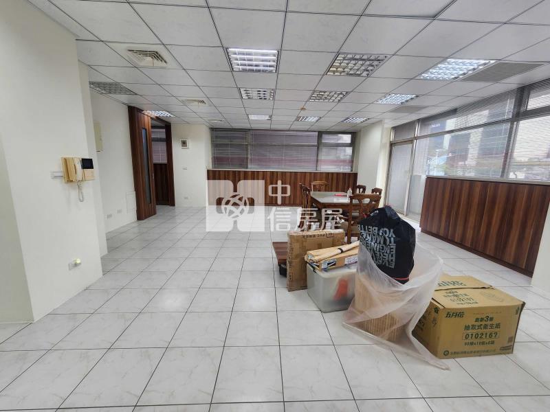 桃園武陵高中商圈/百坪黃金商辦房屋室內格局與周邊環境