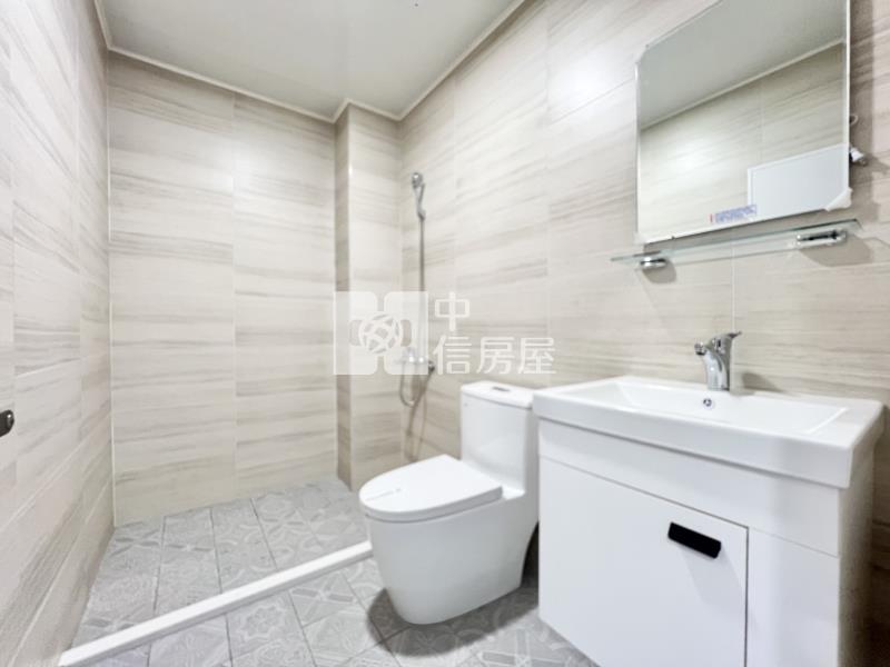 五期大墩全新整理透天房屋室內格局與周邊環境