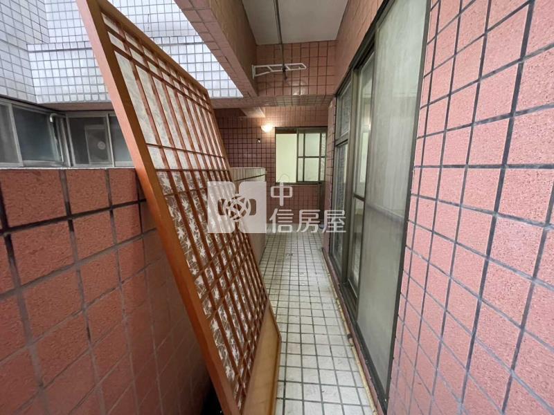 楊梅愛買交流道電梯3房車房屋室內格局與周邊環境