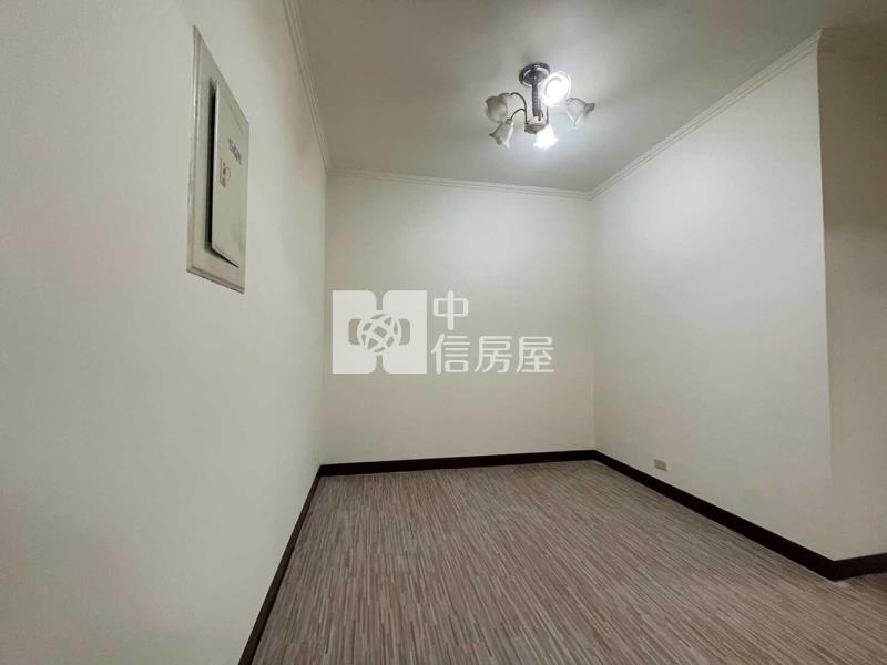 楊梅愛買交流道電梯3房車房屋室內格局與周邊環境