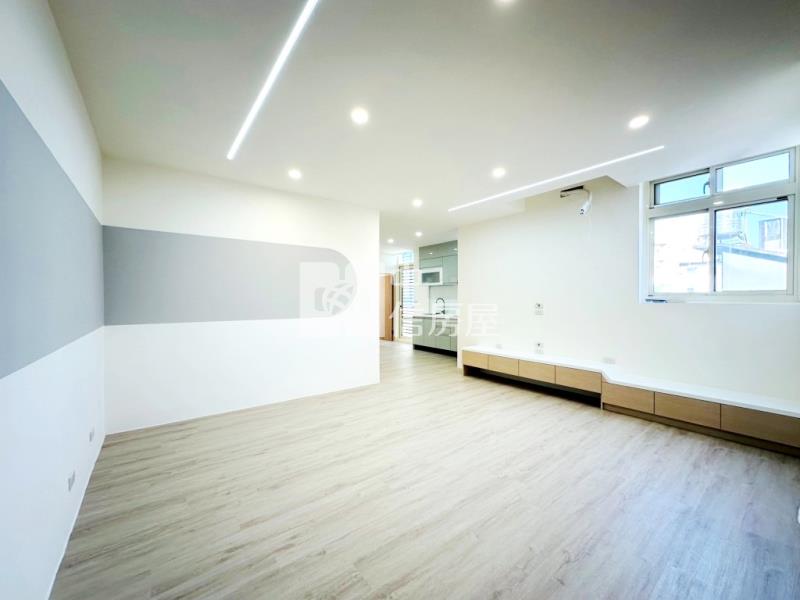 【新世紀】內壢後站電梯美三房房屋室內格局與周邊環境