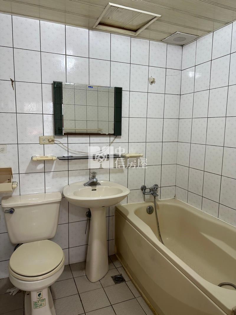 台北亞熱帶凱撒區三房車房屋室內格局與周邊環境