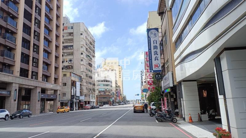 漢神百貨亞灣商圈雅緻套房房屋室內格局與周邊環境
