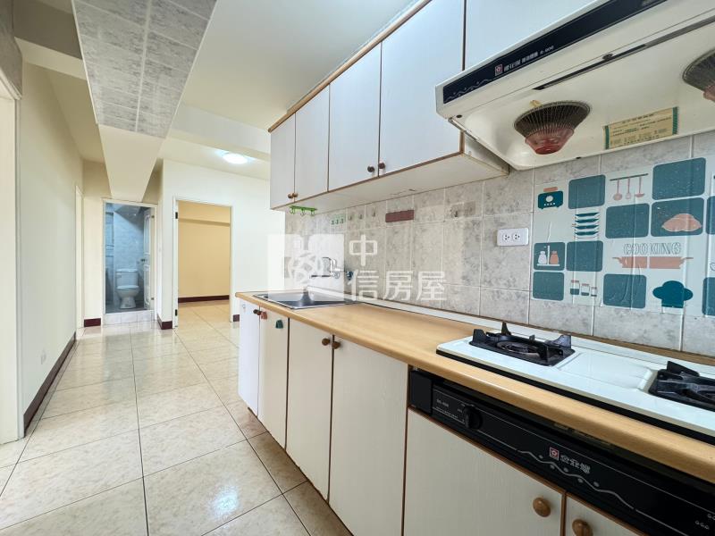 屏基商圈車位美廈房屋室內格局與周邊環境