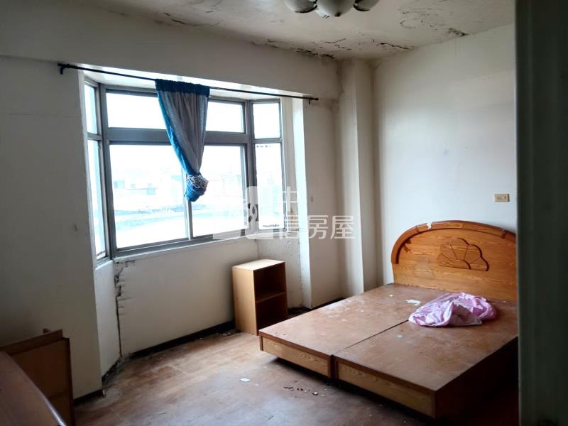 桃市龍潭湧光路青年城 單純寧靜社區 近龍潭工業區 工作就業方便房屋室內格局與周邊環境