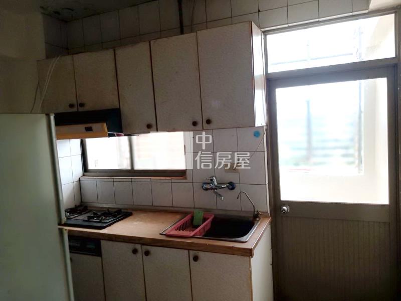 桃市龍潭湧光路青年城 單純寧靜社區 近龍潭工業區 工作就業方便房屋室內格局與周邊環境