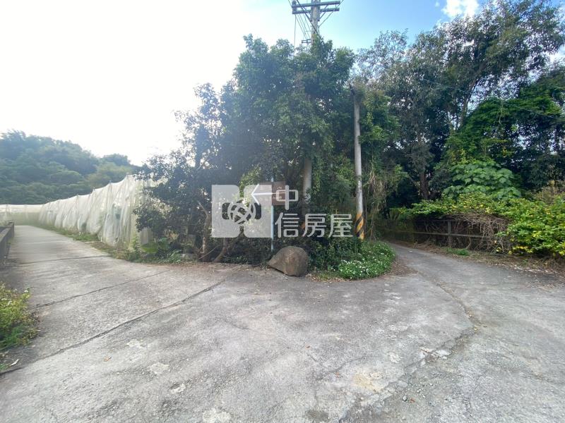 南投中寮鄉愛鄉段農牧用地房屋室內格局與周邊環境