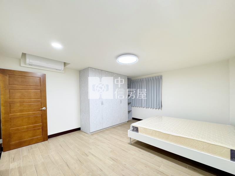 近體育園區.龍岡國小收租透店房屋室內格局與周邊環境