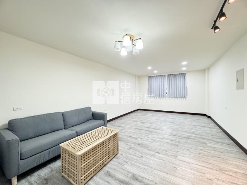 近體育園區.龍岡國小收租透店房屋室內格局與周邊環境