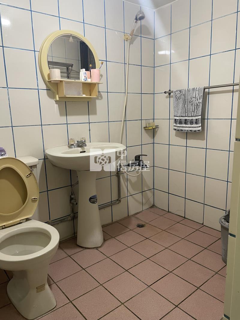 南亞學院美透天房屋室內格局與周邊環境