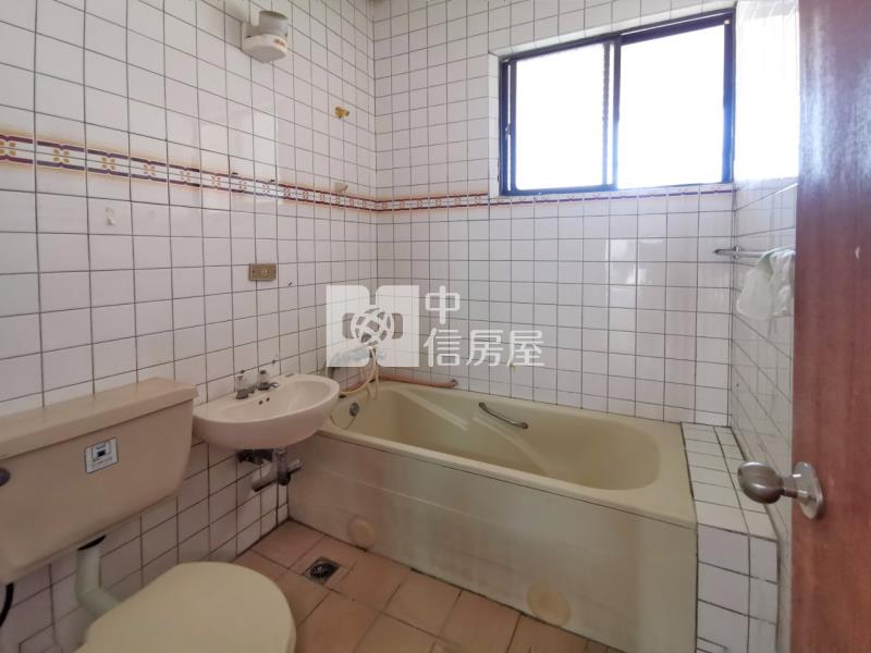 新竹國小旁劍橋花園廣場3房(專任)房屋室內格局與周邊環境