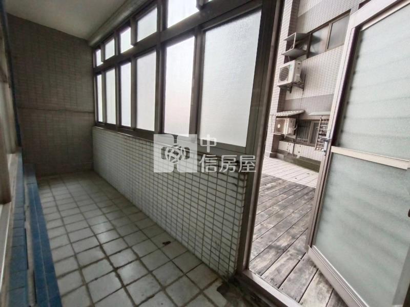 桃園縣府生活圈單層獨戶大坪數住辦房屋室內格局與周邊環境
