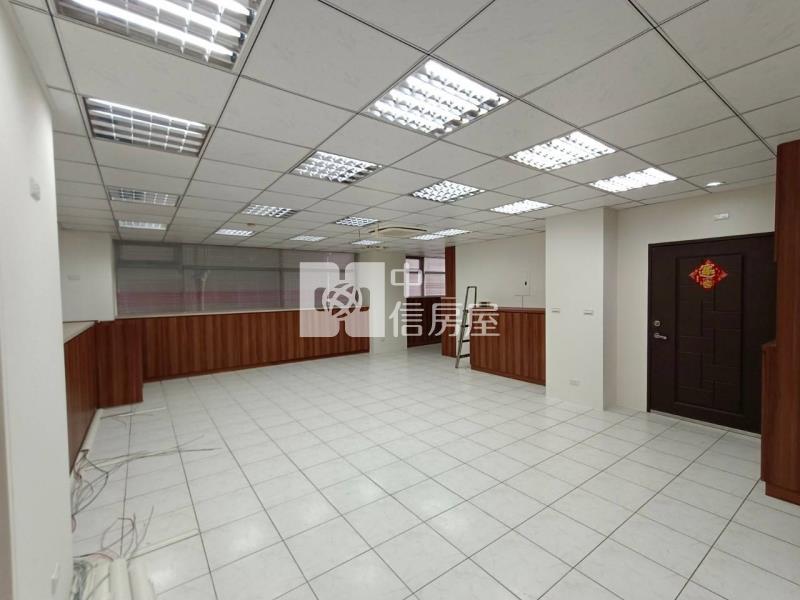 桃園縣府生活圈單層獨戶大坪數住辦房屋室內格局與周邊環境