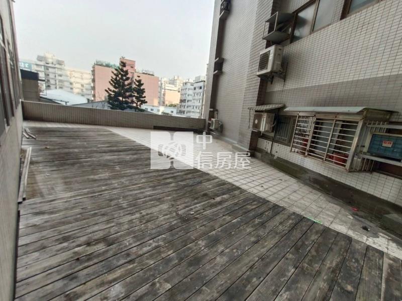 桃園縣府生活圈單層獨戶大坪數住辦房屋室內格局與周邊環境