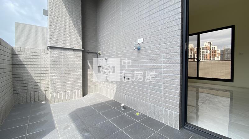 洲際漢神全新完工電梯別墅房屋室內格局與周邊環境