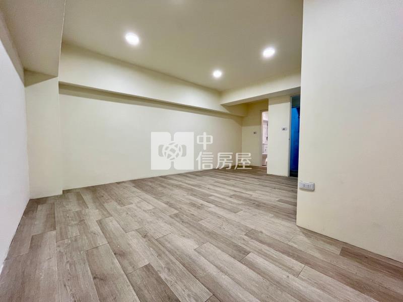 東山商圈1+2樓店全新整理房屋室內格局與周邊環境