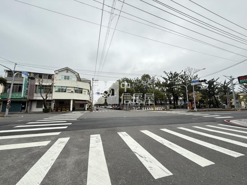 善化市中心面寬店住十間套雅房出租黃金投資房屋室內格局與周邊環境