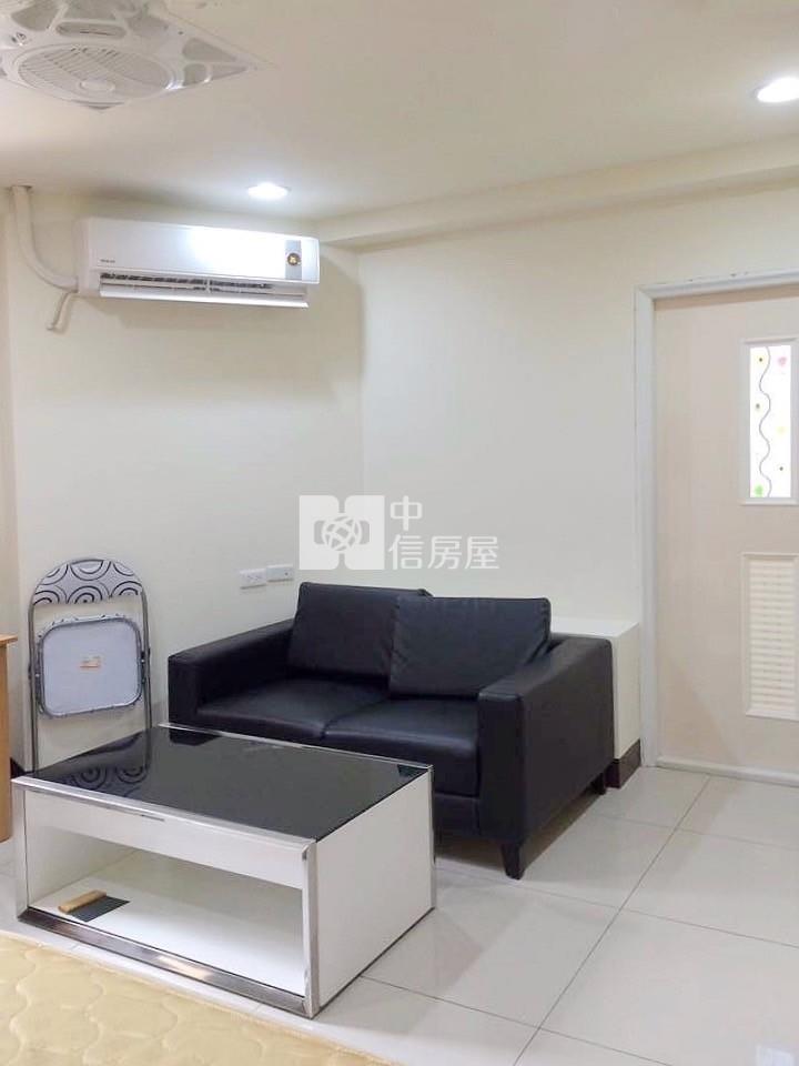 近高鐵SOGO收租有電梯有陽台廚房雙套房房屋室內格局與周邊環境