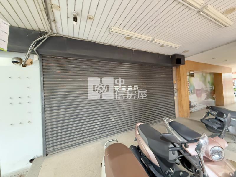 中興商圈內新市場稀有金店面房屋室內格局與周邊環境