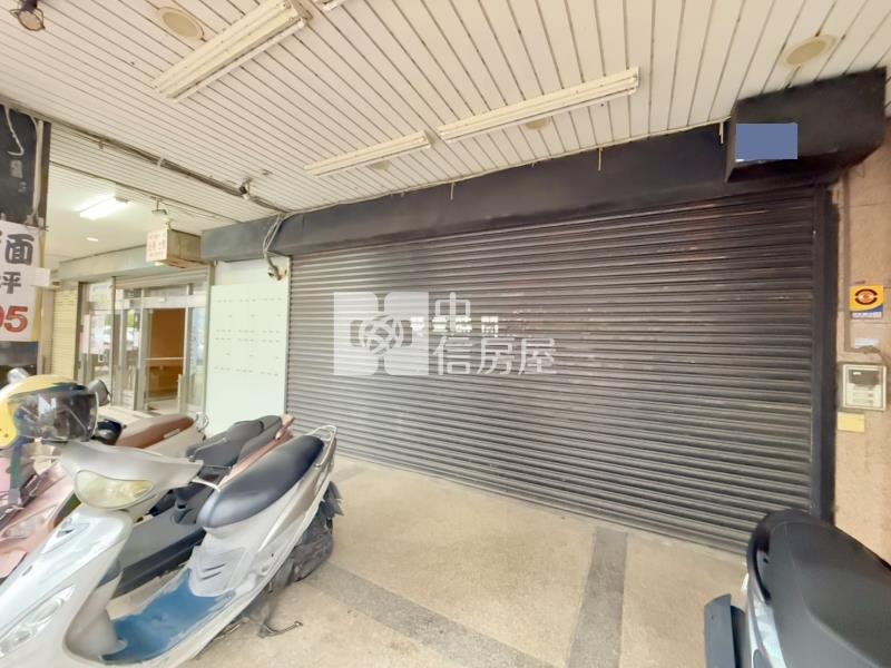 中興商圈內新市場稀有金店面房屋室內格局與周邊環境