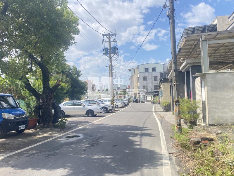 世賢路優質建地房屋室內格局與周邊環境