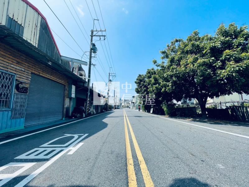 和順方正大坪數乙工地房屋室內格局與周邊環境