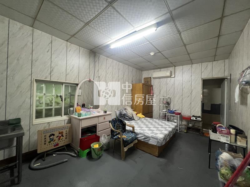長龍臨路平房房屋室內格局與周邊環境