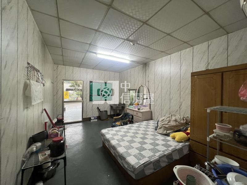 長龍臨路平房房屋室內格局與周邊環境