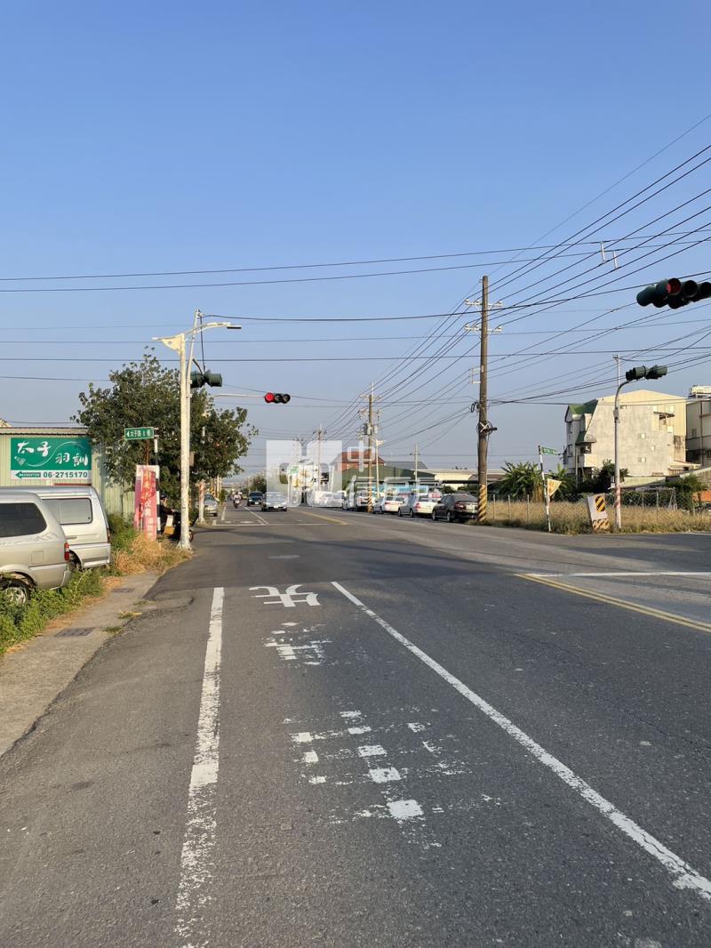 近仁德太子路千坪農地廠房房屋室內格局與周邊環境