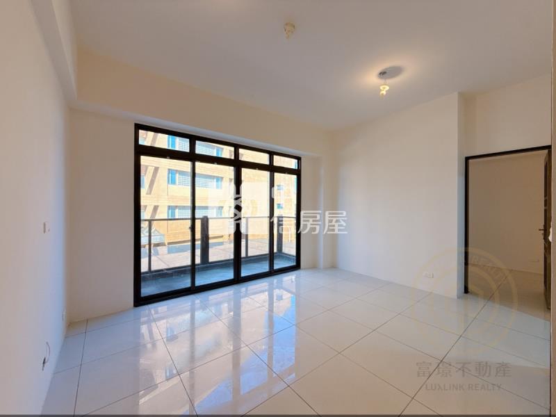 復興苑1房露台低總價房屋室內格局與周邊環境