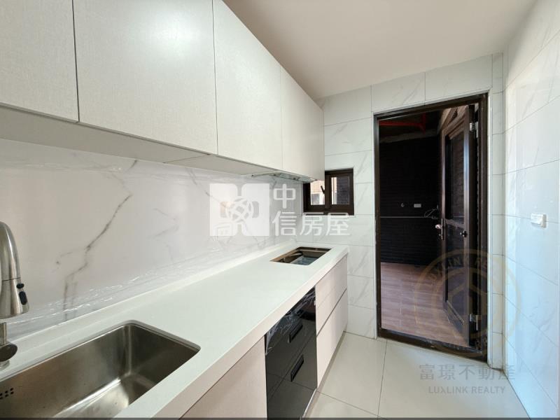 復興苑1房露台低總價房屋室內格局與周邊環境