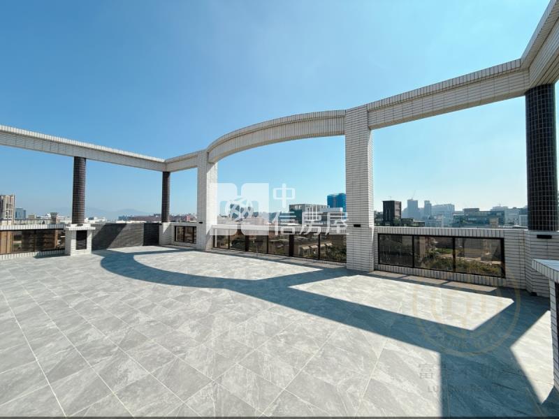 復興苑1房露台低總價房屋室內格局與周邊環境