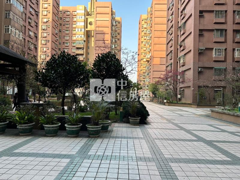 五守新村高樓層三房+平面車位房屋室內格局與周邊環境