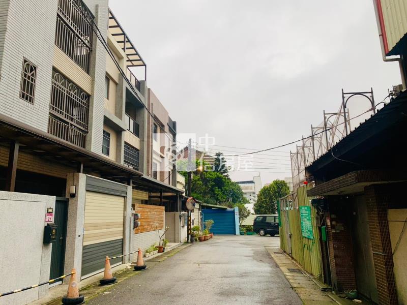 近青埔大面寬大地坪花園透天房屋室內格局與周邊環境