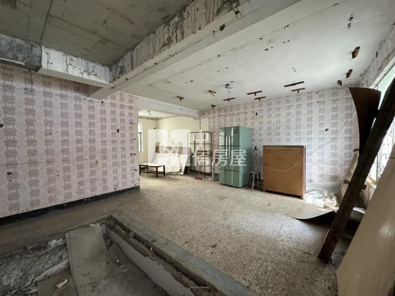 近青埔大面寬大地坪花園透天房屋室內格局與周邊環境