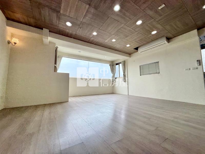 千萬視野無價|三面採光明亮通透入門玄關大客廳三房房屋室內格局與周邊環境