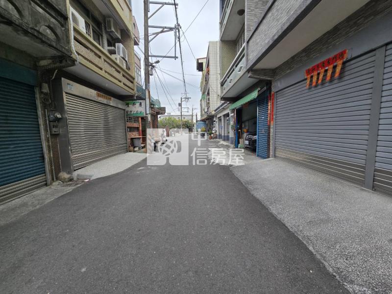岡山區農地廠房房屋室內格局與周邊環境