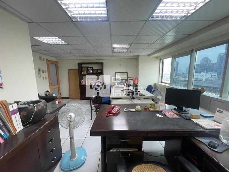 溫馨精巧高樓商辦房屋室內格局與周邊環境