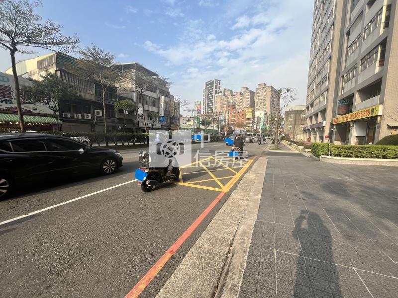 【安家】縱貫路旁~桃園大賞「露台」商辦房屋室內格局與周邊環境