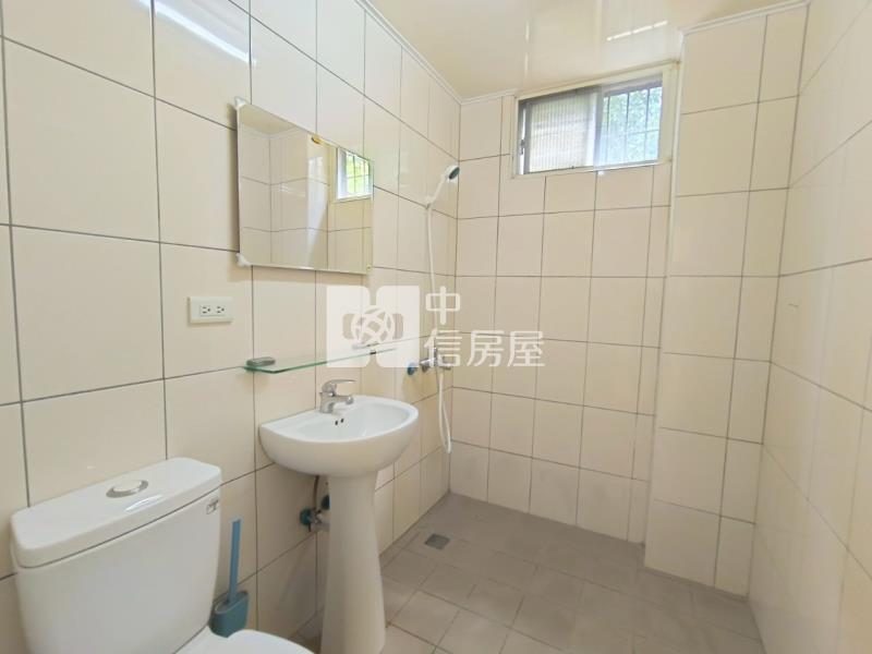 一中商圈二樓美寓房屋室內格局與周邊環境